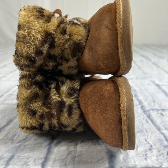 Maggie & Zoe Faux fur boots size 9 - Picture 5 of 11